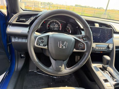 Used 2018 Honda Civic LX-P image 9