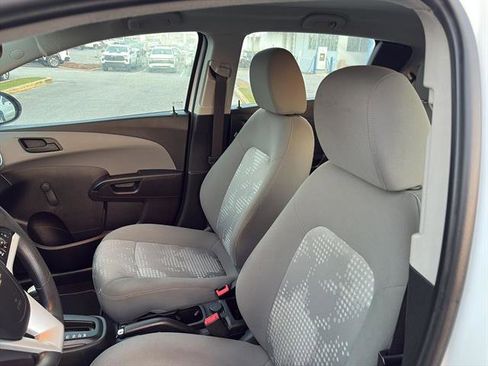 Used 2020 Chevrolet Sonic LT image 13