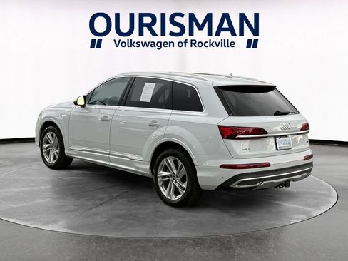 Used 2022 Audi Q7 3.0T Premium Plus w/ Premium Plus Package AWD/4WD image 4