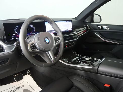 Used 2026 BMW X5 M60i image 14