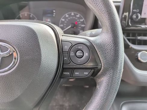Used 2024 Toyota Corolla LE image 15