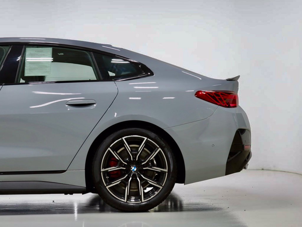 Used 2025 BMW i4 M50 w/ Premium Package AWD/4WD image 7
