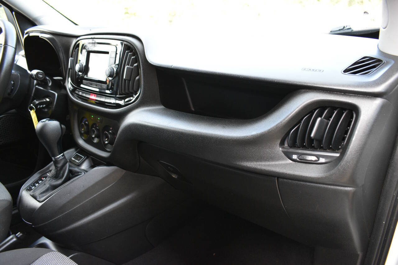 Used 2017 RAM ProMaster City Tradesman w/ Rear Back-up Camera Group FWD image 18