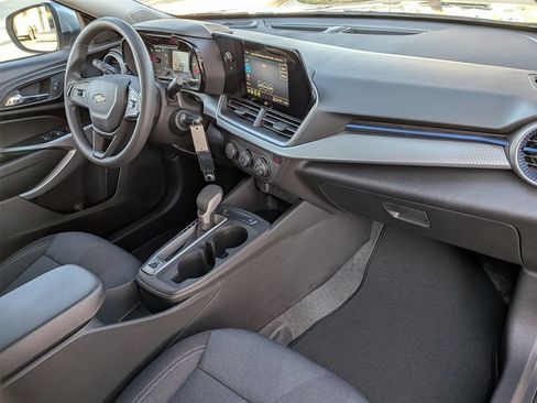 New 2026 Chevrolet Trax LS w/ LS Convenience Package FWD image 26