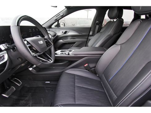 New 2027 Cadillac Lyriq Sport RWD image 6