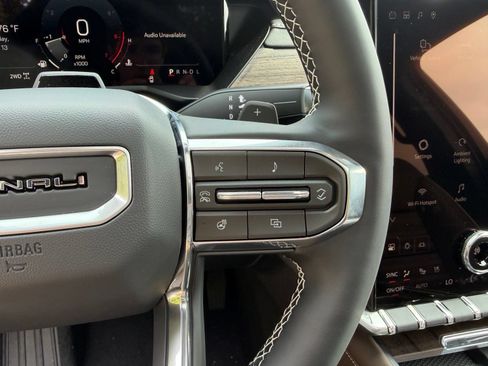 New 2026 GMC Acadia Denali Ultimate AWD/4WD image 15
