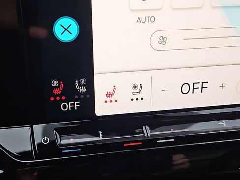 New 2026 Volkswagen Atlas Cross Sport SE image 20