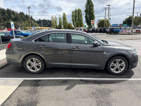 Certified 2017 Ford Taurus SEL w/ Equipment Group 201A FWD image 3