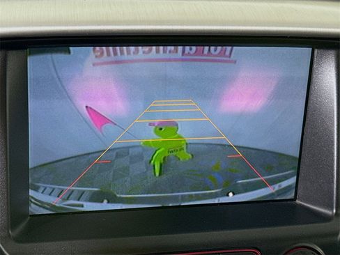 Used 2015 GMC Canyon SLT image 6