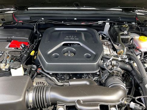 Used 2023 Jeep Wrangler Sport AWD/4WD image 10