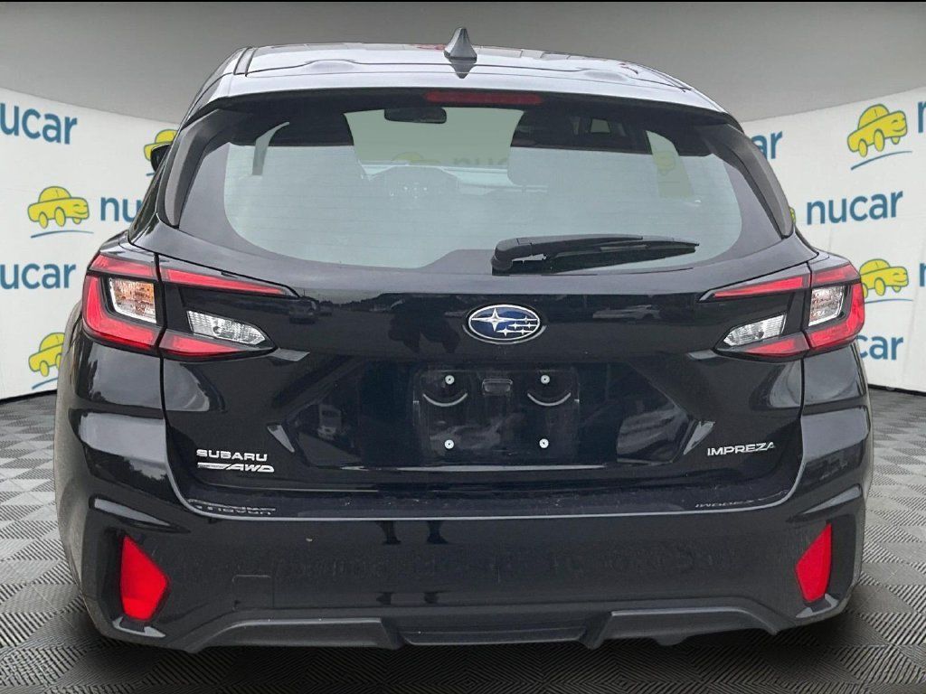 Used 2024 Subaru Impreza 2.0i AWD/4WD image 3