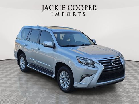 Used 2016 Lexus GX 460 w/ Premium Package AWD/4WD image 3