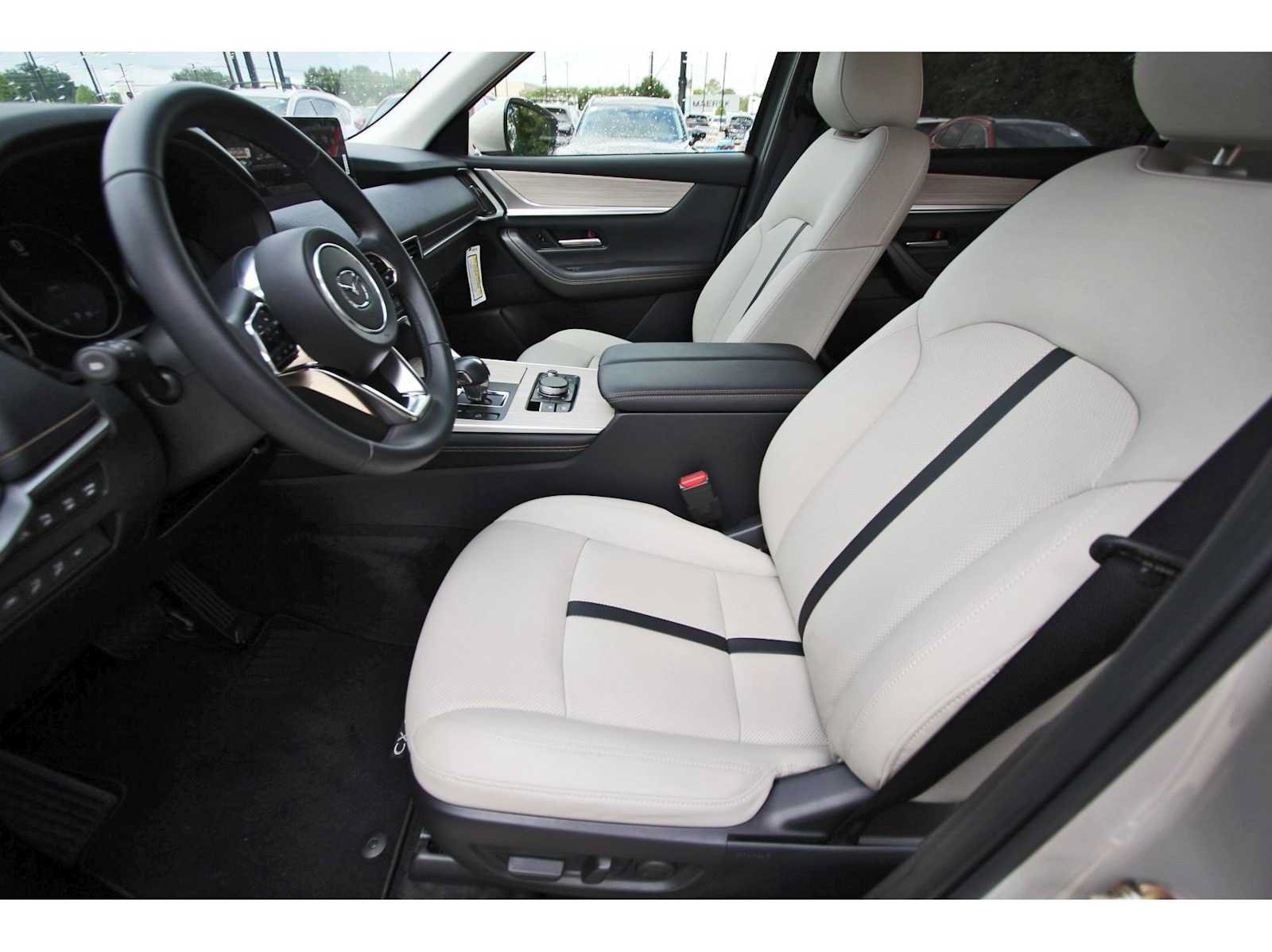 Certified 2026 MAZDA CX-90 3.3 Turbo w/ Preferred Package AWD/4WD image 10