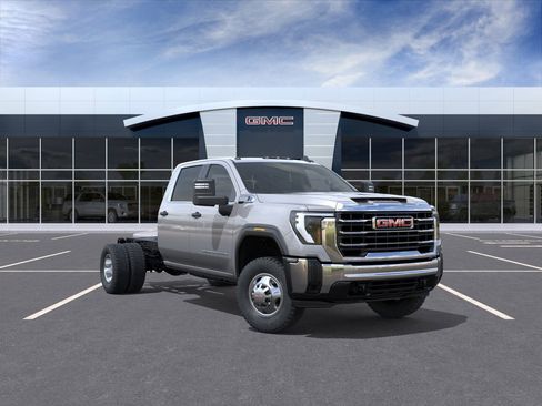 New 2026 GMC Sierra 3500 Pro image 1