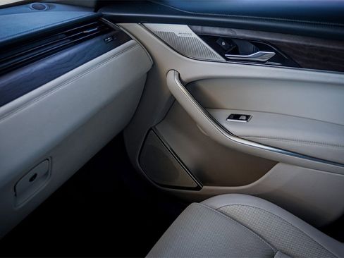 Used 2022 Jaguar F-PACE S image 22