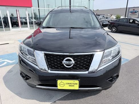 Used 2014 Nissan Pathfinder SV AWD/4WD image 7