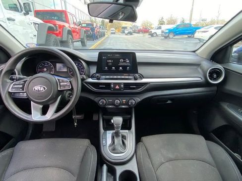 Used 2020 Kia Forte LXS image 18