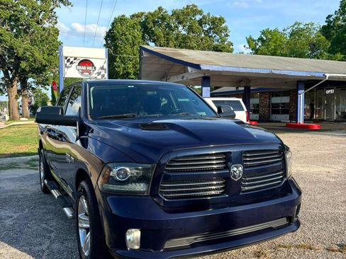 Used 2017 RAM 1500 Sport RWD image 1