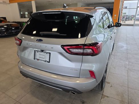 Used 2024 Ford Escape ST-Line Select w/ Tech Pack #2 AWD/4WD image 7