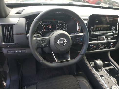 Certified 2025 Nissan Pathfinder Rock Creek AWD/4WD image 15