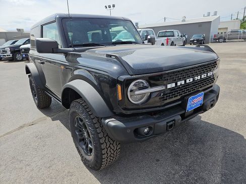 New 2026 Ford Bronco Badlands AWD/4WD image 2