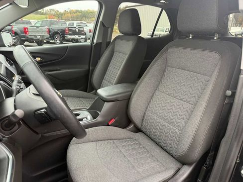 Used 2024 Chevrolet Equinox LT image 19