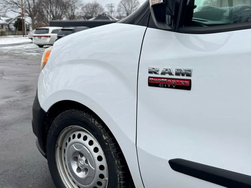 Used 2017 RAM ProMaster City Tradesman w/ Rear Back-up Camera Group image 21