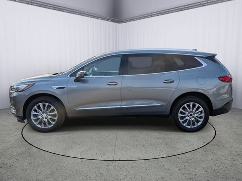Used 2020 Buick Enclave Premium w/ Sun and Sites Package image 5