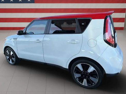 Used 2017 Kia Soul + w/ Designer's Package image 8