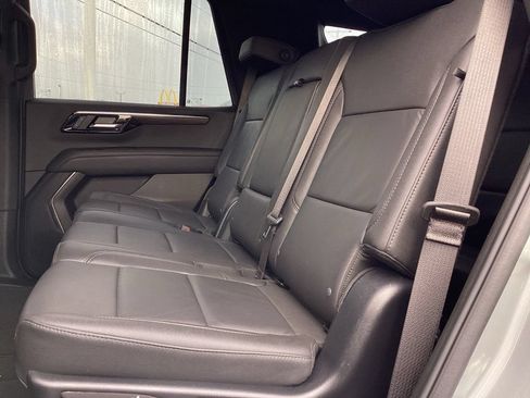 Used 2025 Chevrolet Tahoe LT AWD/4WD image 15