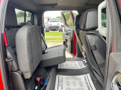 Used 2024 Chevrolet Silverado 1500 LT Trail Boss w/ Convenience Package II AWD/4WD image 30