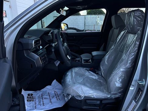 New 2026 Toyota 4Runner SR5 image 9