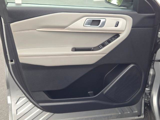 Certified 2025 Ford Explorer Active w/ Active Comfort Package AWD/4WD image 22
