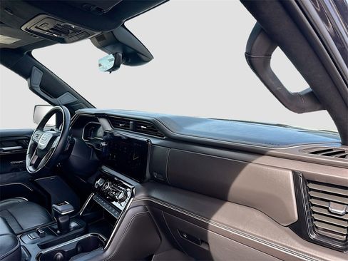 Used 2023 GMC Sierra 1500 AT4X image 25