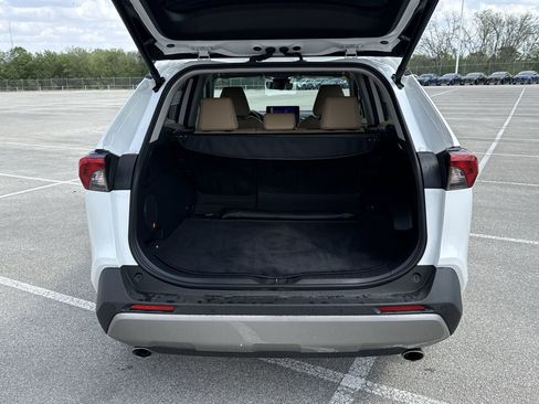 Used 2024 Toyota RAV4 Limited image 21