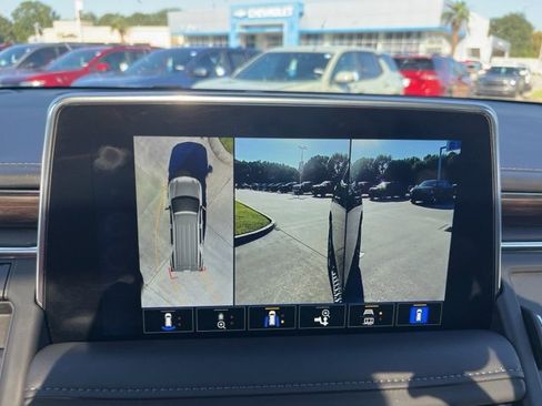 Used 2023 Chevrolet Tahoe Z71 w/ Z71 Off-Road Package image 30