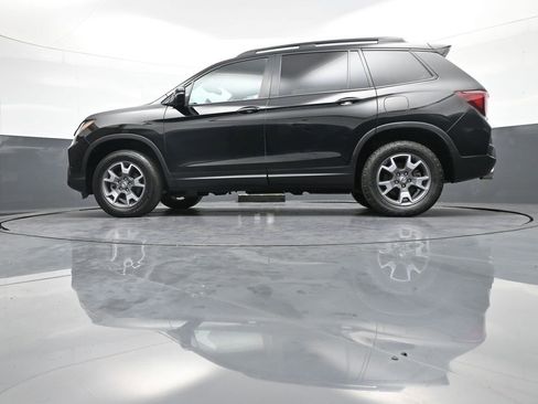 Certified 2022 Honda Passport TrailSport image 33