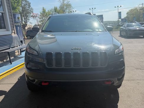Used 2015 Jeep Cherokee Trailhawk w/ Comfort/Convenience Group AWD/4WD image 8