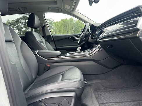 Used 2023 Audi Q7 3.0T Premium AWD/4WD image 26