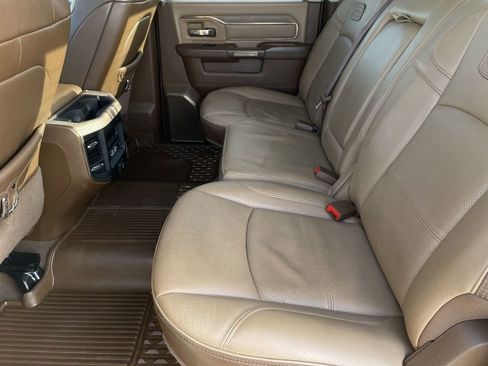 Used 2023 RAM 3500 Limited image 25