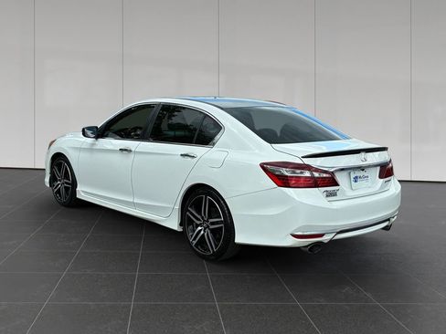 Used 2016 Honda Accord Sport image 3