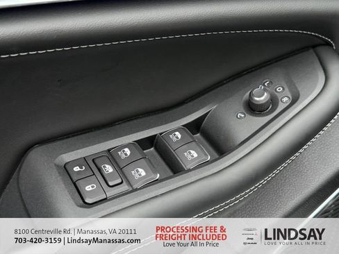 New 2025 Jeep Grand Cherokee Overland w/ Adv Protech Group III image 22