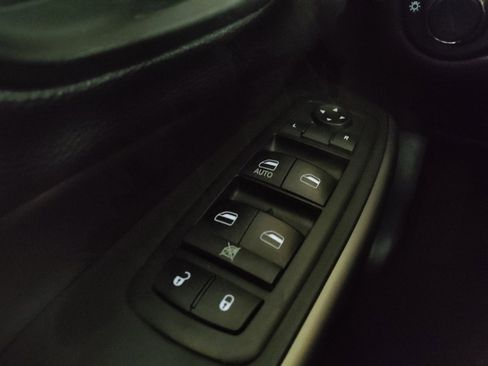 Used 2020 Jeep Cherokee Latitude image 27