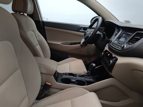 Used 2017 Hyundai Tucson Sport w/ Cargo Package image 21