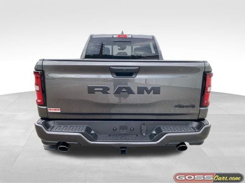 New 2026 RAM 1500 Express AWD/4WD image 4