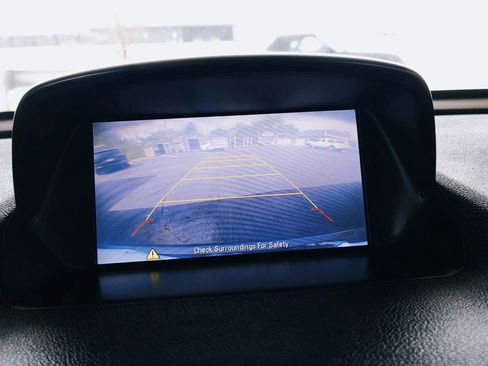 Used 2015 Buick Encore Leather FWD image 4