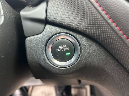 Used 2023 Chevrolet Equinox RS AWD/4WD image 38