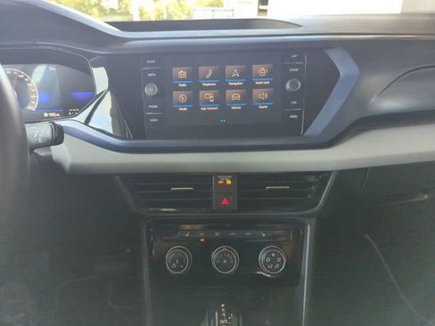 Used 2023 Volkswagen Taos SE w/ Black Wheel Package image 24