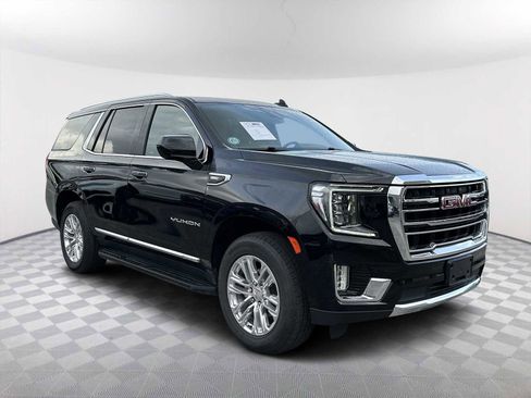 Used 2024 GMC Yukon SLT image 1