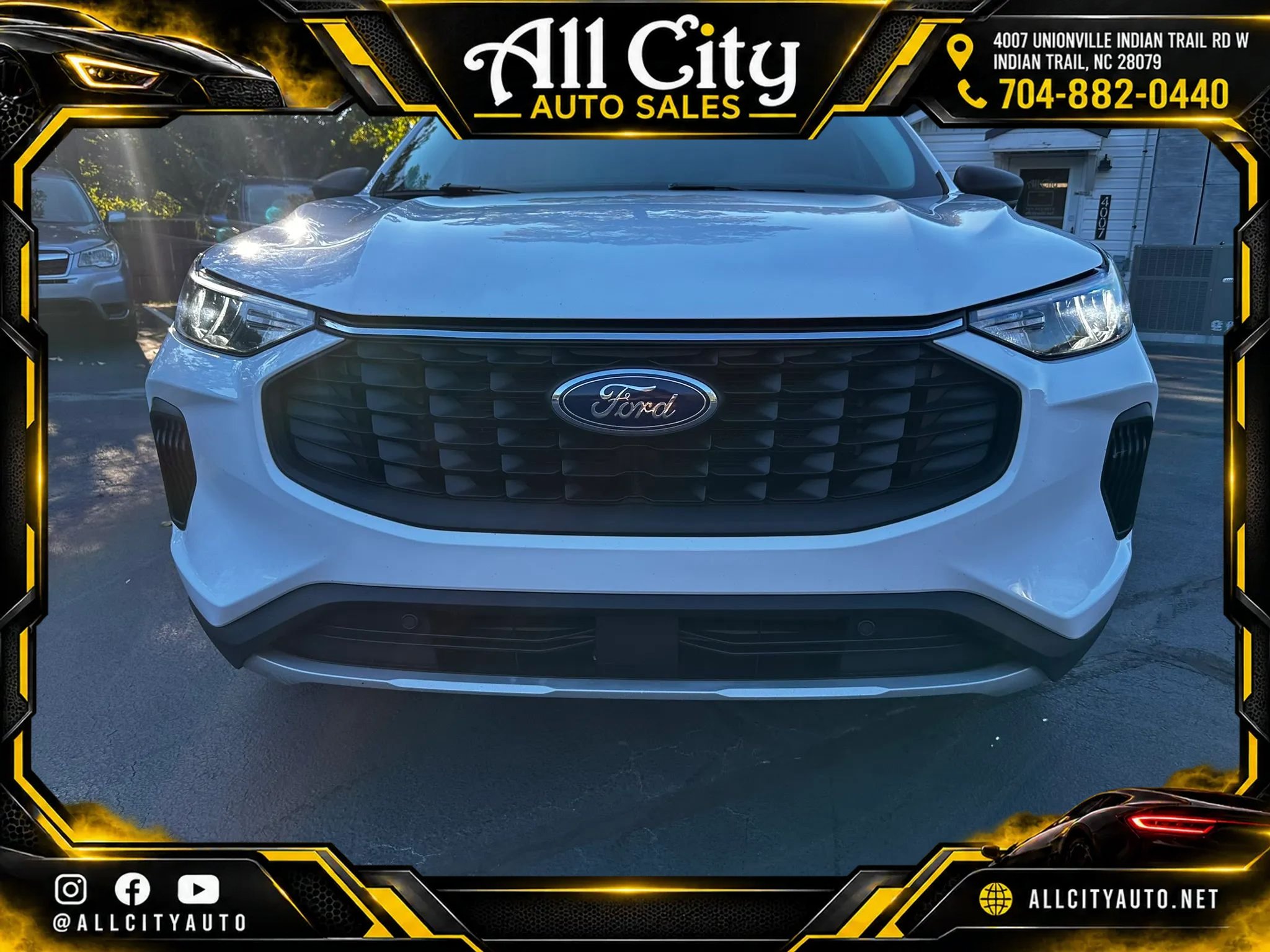 Used 2023 Ford Escape Active w/ Tech Pack #1 AWD/4WD image 2